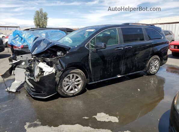 5TDYRKEC1TS294176 2026 TOYOTA SIENNA Black 