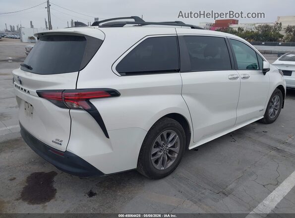 5TDYRKEC2MS021426 2021 TOYOTA LE White 