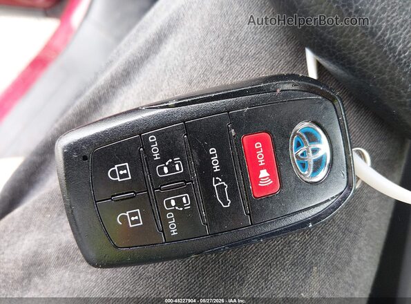 5TDYRKEC4MS019726 2021 TOYOTA SIENNA Red Widok deski rozdzielczej