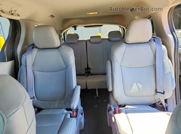 5TDYRKEC5MS016981 2021 TOYOTA SIENNA Зеленый Вид задних сидений