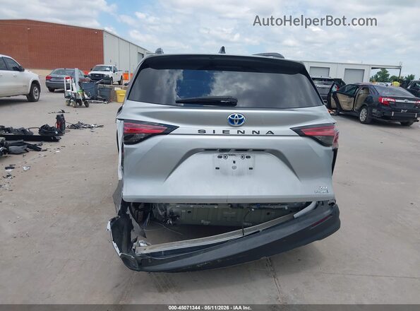 5TDYRKEC5NS085171 2022 TOYOTA LE Серебряный 