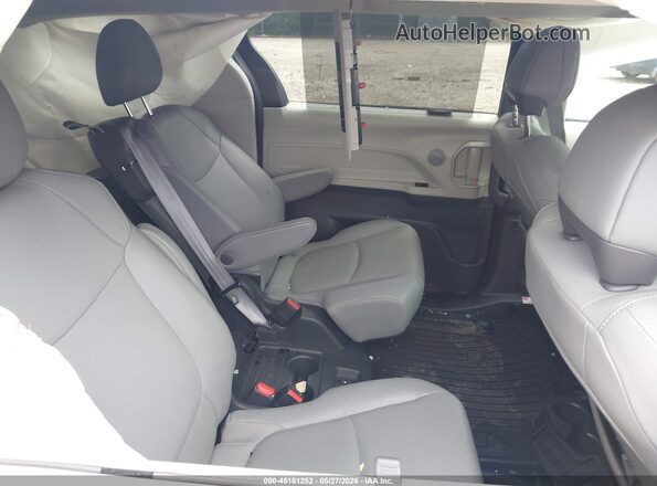 5TDYRKEC7RS183494 2024 TOYOTA SIENNA Black VIN sticker view