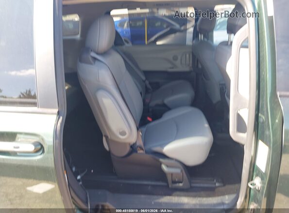 5TDYRKEC8RS213196 2024 TOYOTA SIENNA Green 