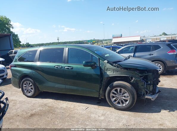 5TDYRKEC8RS213196 2024 TOYOTA SIENNA Green 