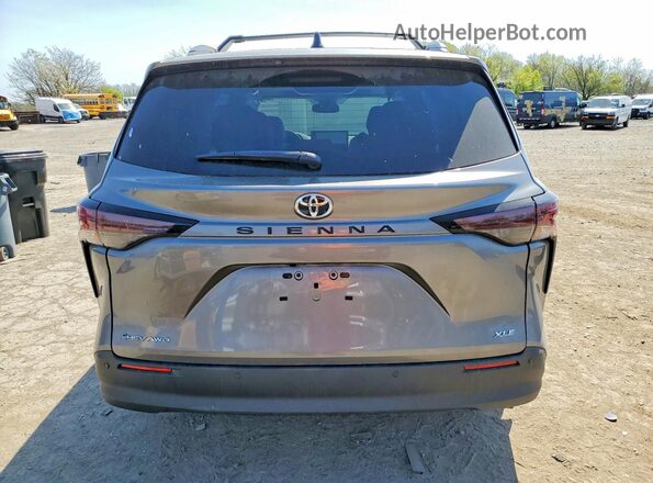 5TDYSKFC3TS236511 2026 TOYOTA SIENNA Gray Вид ззаду