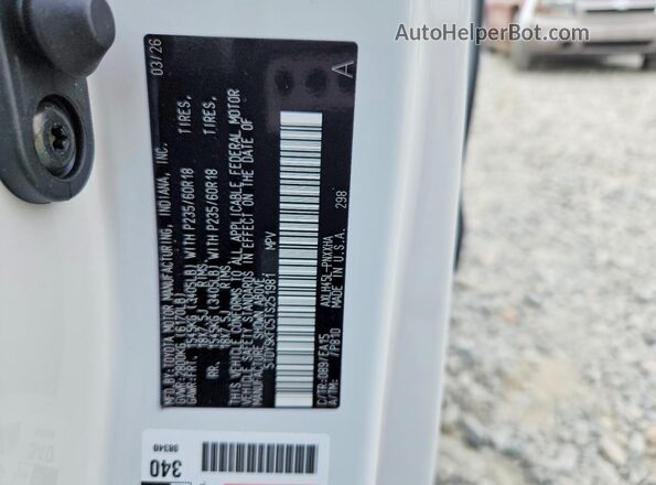 5TDYSKFC5TS251981 2026 TOYOTA SIENNA White Widok naklejki z numerem VIN