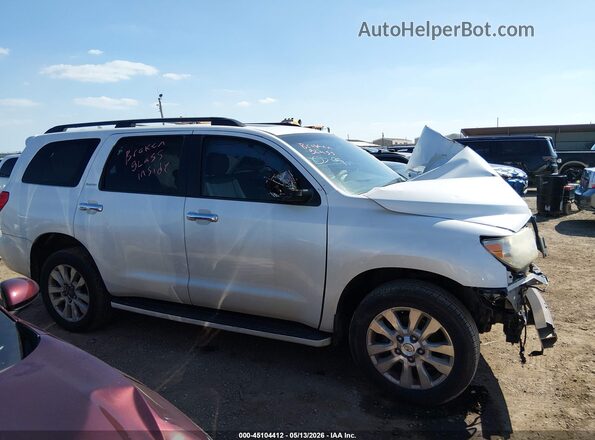 5TDYY5G16GS065451 2016 TOYOTA SEQUOIA Белый Вид задней части салона