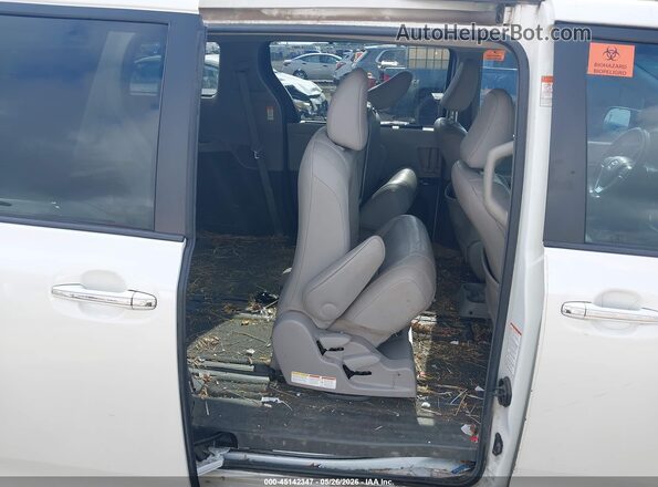 5TDYZ3DC0HS824412 2017 TOYOTA SIENNA Белый Вид наклейки с VIN-кодом