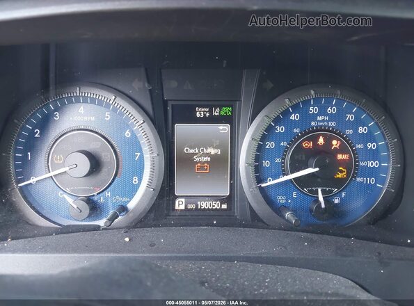 5TDYZ3DC0JS909756 2018 TOYOTA LE Черный Вид задних сидений