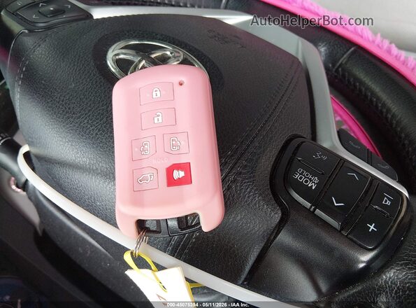 5TDYZ3DC0LS043432 2020 TOYOTA LE Серебряный Вид панели приборов