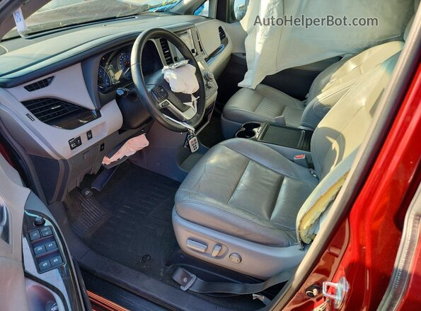 5TDYZ3DC2HS822970 2017 TOYOTA SIENNA Burgundy Vista interior delantera