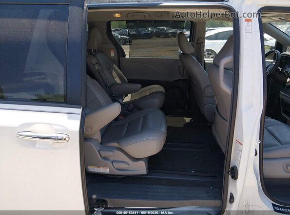 5TDYZ3DC4JS959687 2018 TOYOTA SIENNA White VIN კოდის სტიკერის ხედი