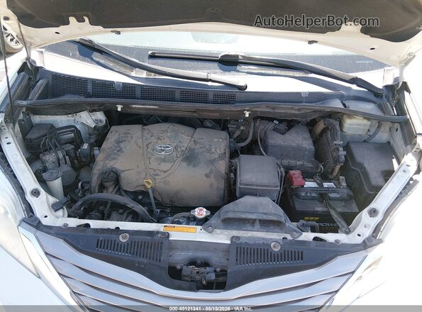 5TDYZ3DC5HS775286 2017 TOYOTA SIENNA White უკანა ხედი