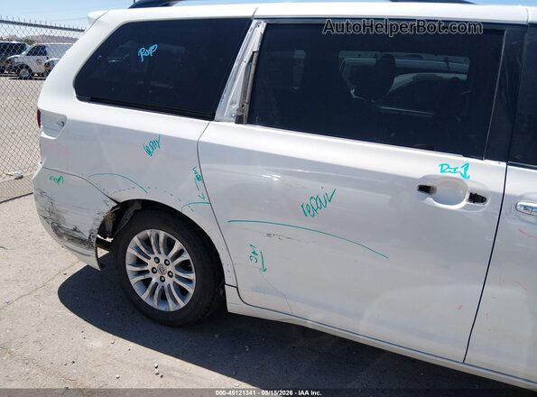 5TDYZ3DC5HS775286 2017 TOYOTA SIENNA White წინა ხედი