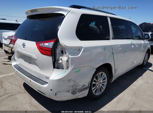 5TDYZ3DC5HS775286 2017 TOYOTA SIENNA White 
