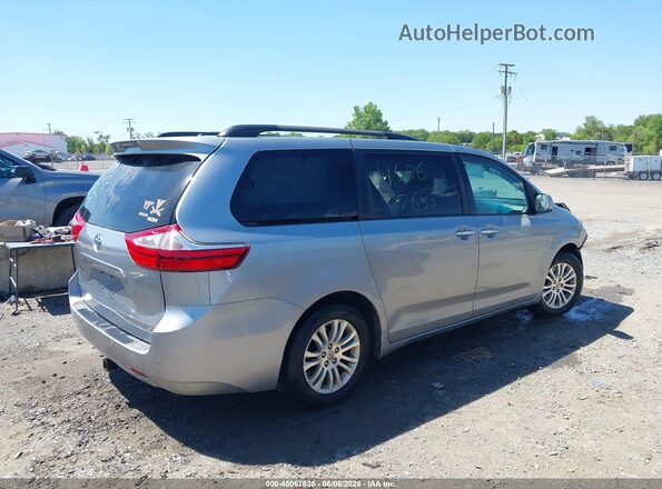 5TDYZ3DC5HS809839 2017 TOYOTA LE Silver Tył prawy