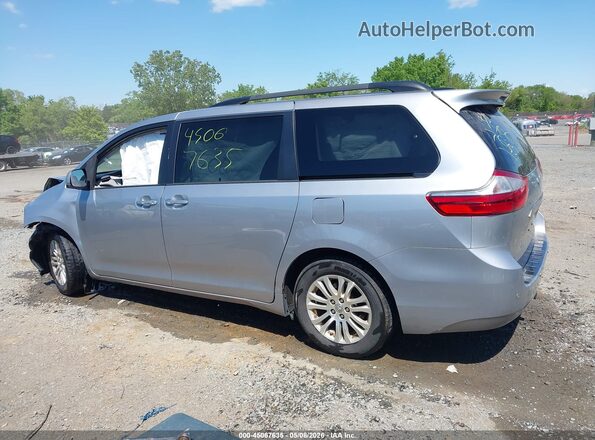 5TDYZ3DC5HS809839 2017 TOYOTA LE Silver Widok wnętrza 360 stopni