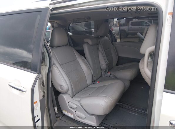 5TDYZ3DC5HS889174 2017 TOYOTA SIENNA White VIN კოდის სტიკერის ხედი