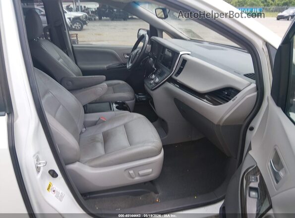 5TDYZ3DC5HS889174 2017 TOYOTA SIENNA White წინა სალონის ხედი
