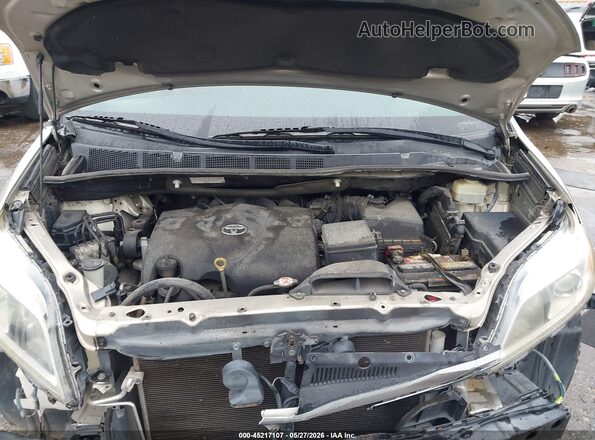 5TDYZ3DC6HS770145 2017 TOYOTA SIENNA Tan უკანა ხედი