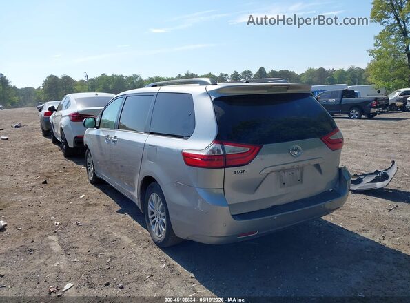 5TDYZ3DC8HS782832 2017 TOYOTA SIENNA Silver Rear left
