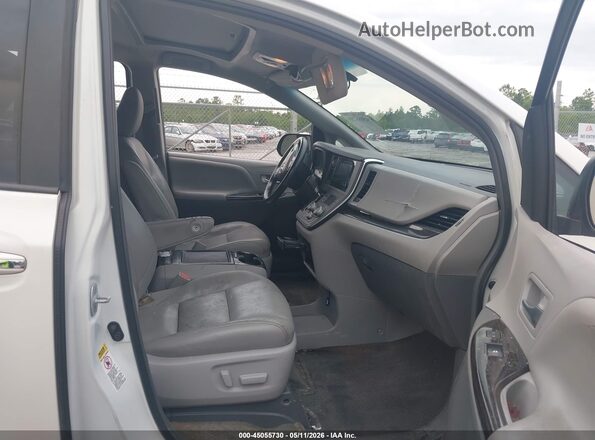 5TDYZ3DC8HS806806 2017 TOYOTA LE White Սալոնի դիմացի տեսք