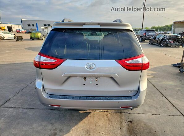 5TDYZ3DC8HS897592 2017 TOYOTA SIENNA Silver 