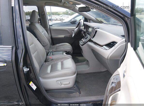 5TDYZ3DC9JS908976 2018 TOYOTA SIENNA Black Front interior view
