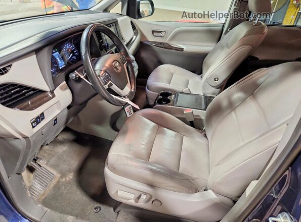 5TDYZ3DC9JS934400 2018 TOYOTA SIENNA Blue 