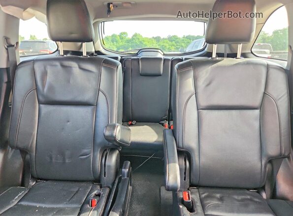 5TDYZRFH4KS326863 2019 TOYOTA HIGHLANDER White Vista de los asientos traseros