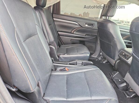 5TDYZRFH9JS251799 2018 TOYOTA LIMITED Black Вид задньої частини салону