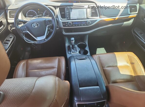 5TDYZRFH9JS267176 2018 TOYOTA HIGHLANDER Maroon 