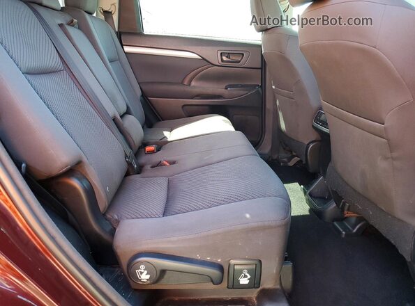 5TDZARFH0GS018706 2016 TOYOTA LE Red Rear interior view
