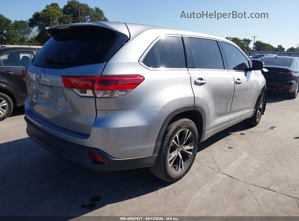 5TDZARFH8JS041822 2018 TOYOTA LE Серый Задняя правая четверть