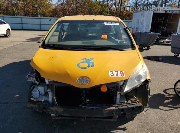 5TDZK3DC0GS753168 2016 TOYOTA SIENNA Yellow წინა ხედი