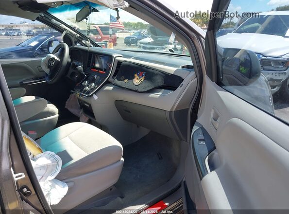 5TDZK3DC4GS743484 2016 TOYOTA SIENNA Brown Սալոնի դիմացի տեսք