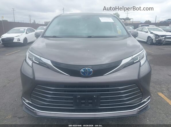 5TDZRKEC7MS029557 2021 TOYOTA SIENNA Gray ხელსაწყოთა პანელის ხედი