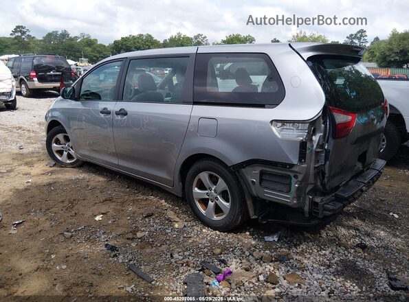 5TDZZ3DC0HS820087 2017 TOYOTA SIENNA Silver უკანა მარცხენა