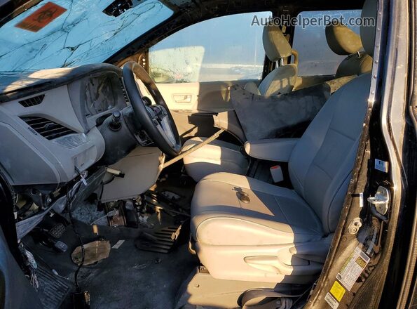 5TDZZ3DC2LS066814 2020 TOYOTA SIENNA Черный Вид салона спереди