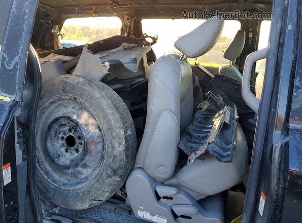 5TDZZ3DC2LS066814 2020 TOYOTA SIENNA Черный Вид задней части салона