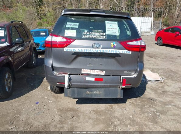 5TDZZ3DC5JS942420 2018 TOYOTA SIENNA Gray 
