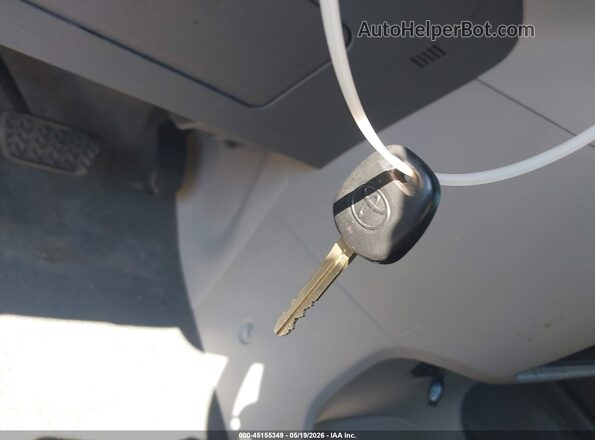 5TDZZ3DC6JS942443 2018 TOYOTA SIENNA Silver 