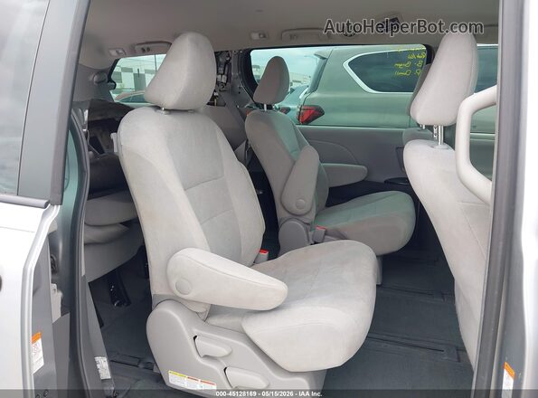 5TDZZ3DC9HS898304 2017 TOYOTA SIENNA Gray VIN კოდის სტიკერის ხედი