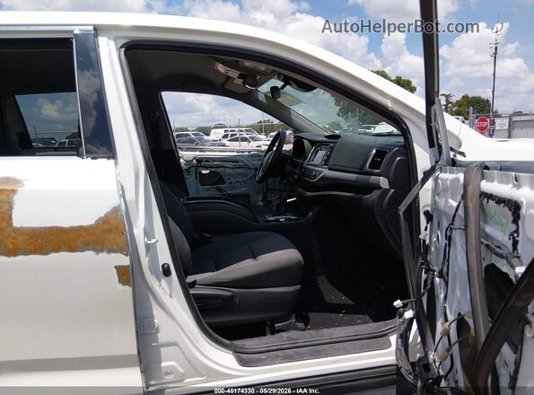 5TDZZRFH2JS264415 2018 TOYOTA HIGHLANDER White Front interior view