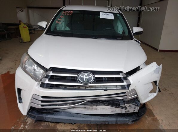 5TDZZRFH2KS313615 2019 TOYOTA LE White Front view
