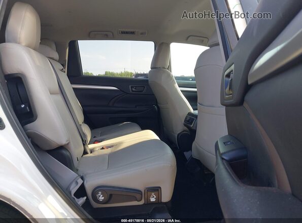 5TDZZRFH7JS267018 2018 TOYOTA HIGHLANDER White VIN կոդի պիտակի տեսք