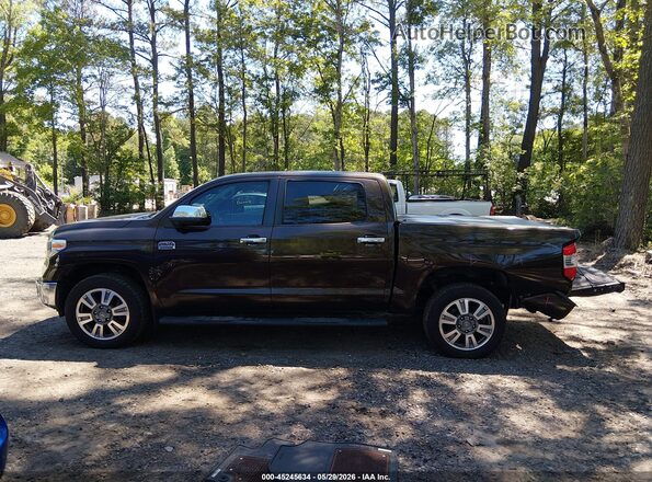 5TFAY5F10KX825525 2019 TOYOTA TUNDRA Brown Widok wnętrza 360 stopni