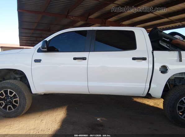 5TFAY5F11KX780255 2019 TOYOTA TUNDRA White 