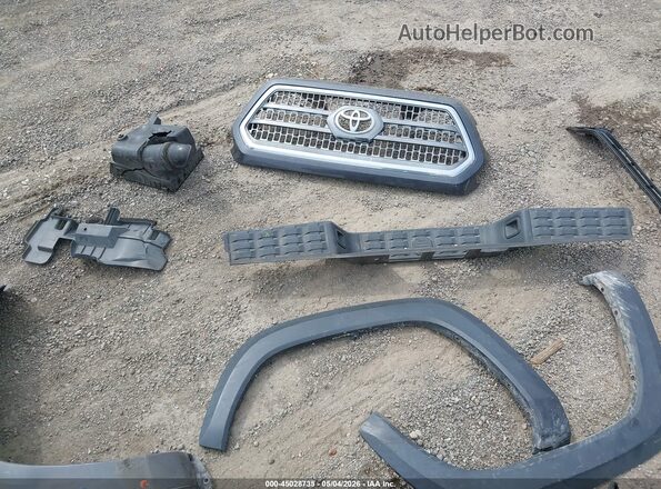 5TFAZ5CN7HX044160 2017 TOYOTA TACOMA Gray 