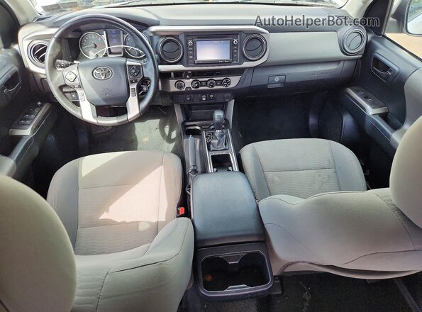 5TFCZ5AN4JX129331 2018 TOYOTA TACOMA Белый Вид панели приборов